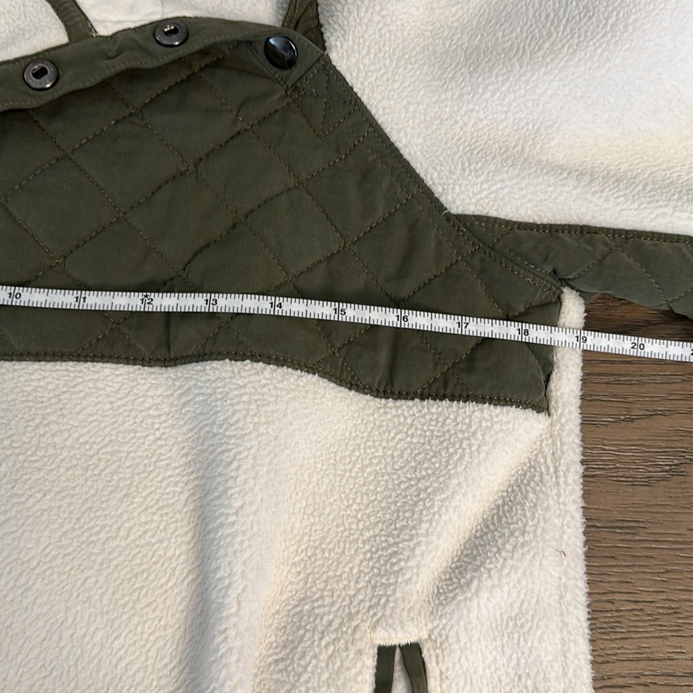 Abercrombie Quilted Assymetrical Button Up Pull Over Fleece - Picture 3 of 3